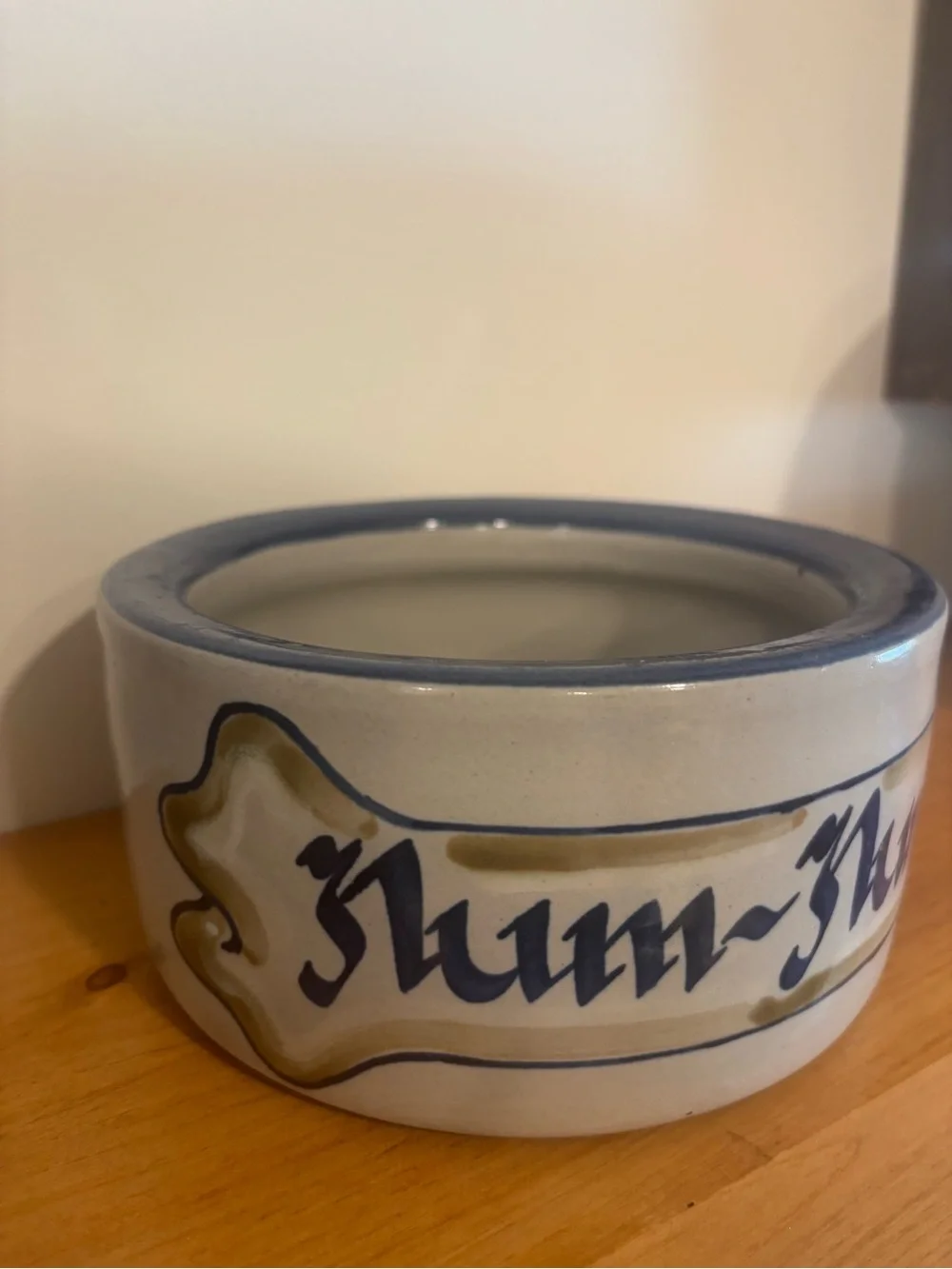 Louisville Stoneware Num Nums Dog Bowl Hand Painted Kentucky Pottery